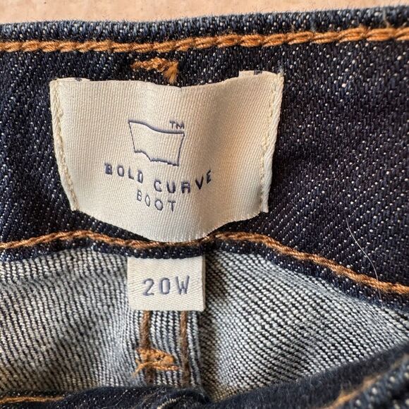Levi's Bold Curve Jeans Size 20 Womens Mid Rise Dark Wash Blue Denim Bootcut - Picture 4 of 11